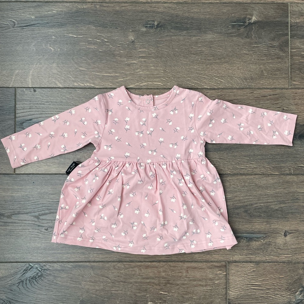 NWT Tiny Tribe Baby Girl’s Floral Dress Size 9-12 month